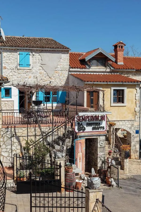 Apartments Fabich Veleniki 0*,  Croatia